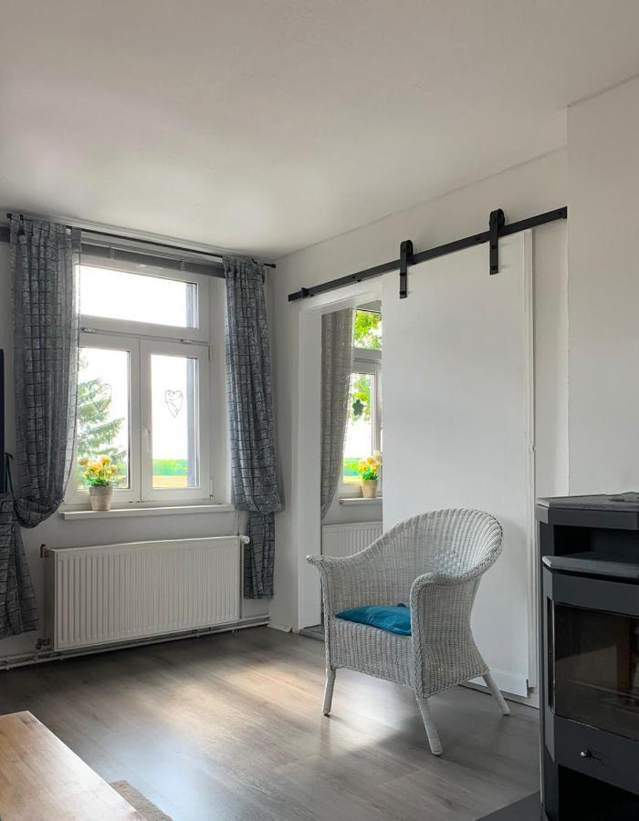 Vierseitenhof Hasenfelde - Ferienwohnung Feldblick Steinhofel Luaran gambar